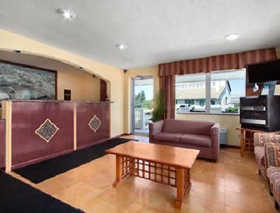 Travelodge Моргантаун Інтер'єр фото